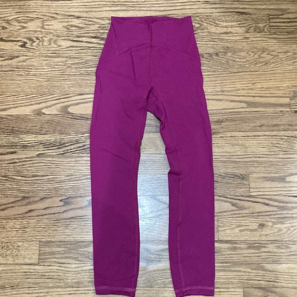 LuluLemon InStill H/R Tight 25” Leggings [Size: 0, Color: Magenta Purple]